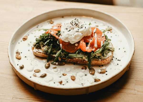 Frischkäse Lachsbrot